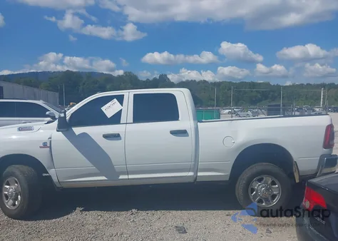 2024 Ram 2500 Tradesman 4X4 6'4 Box z USA, uszkodzony, nr VIN 3C6UR5CL3RG270432